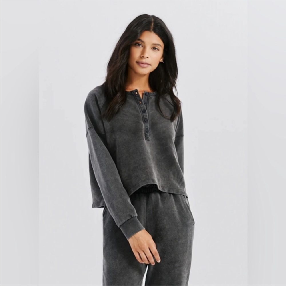 Something Navy Henley Crop Sweatshirt Top Washed Black XXS